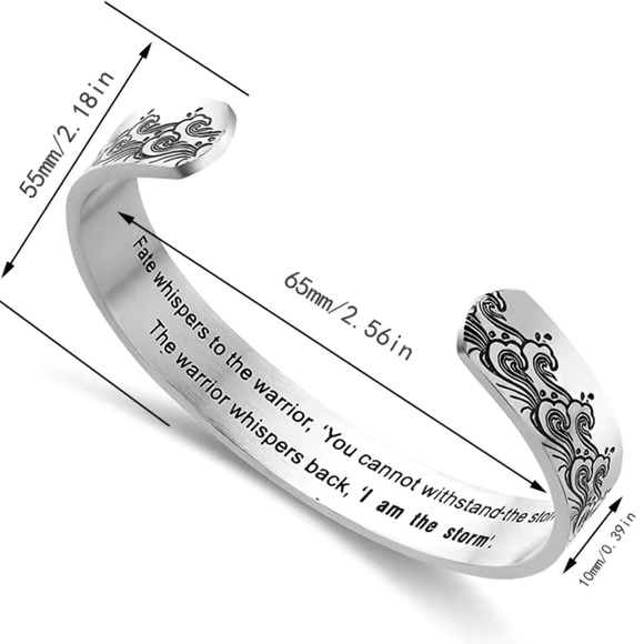 Engraved wave design bracelet - Picture 5 of 6